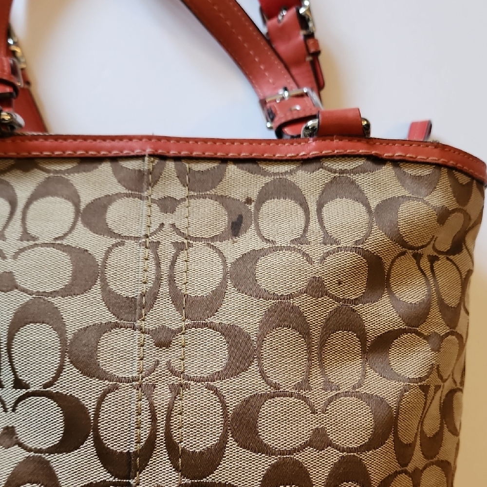 Coach Hampton Signature Tote. PROJECT BAG - Picture 15 of 16